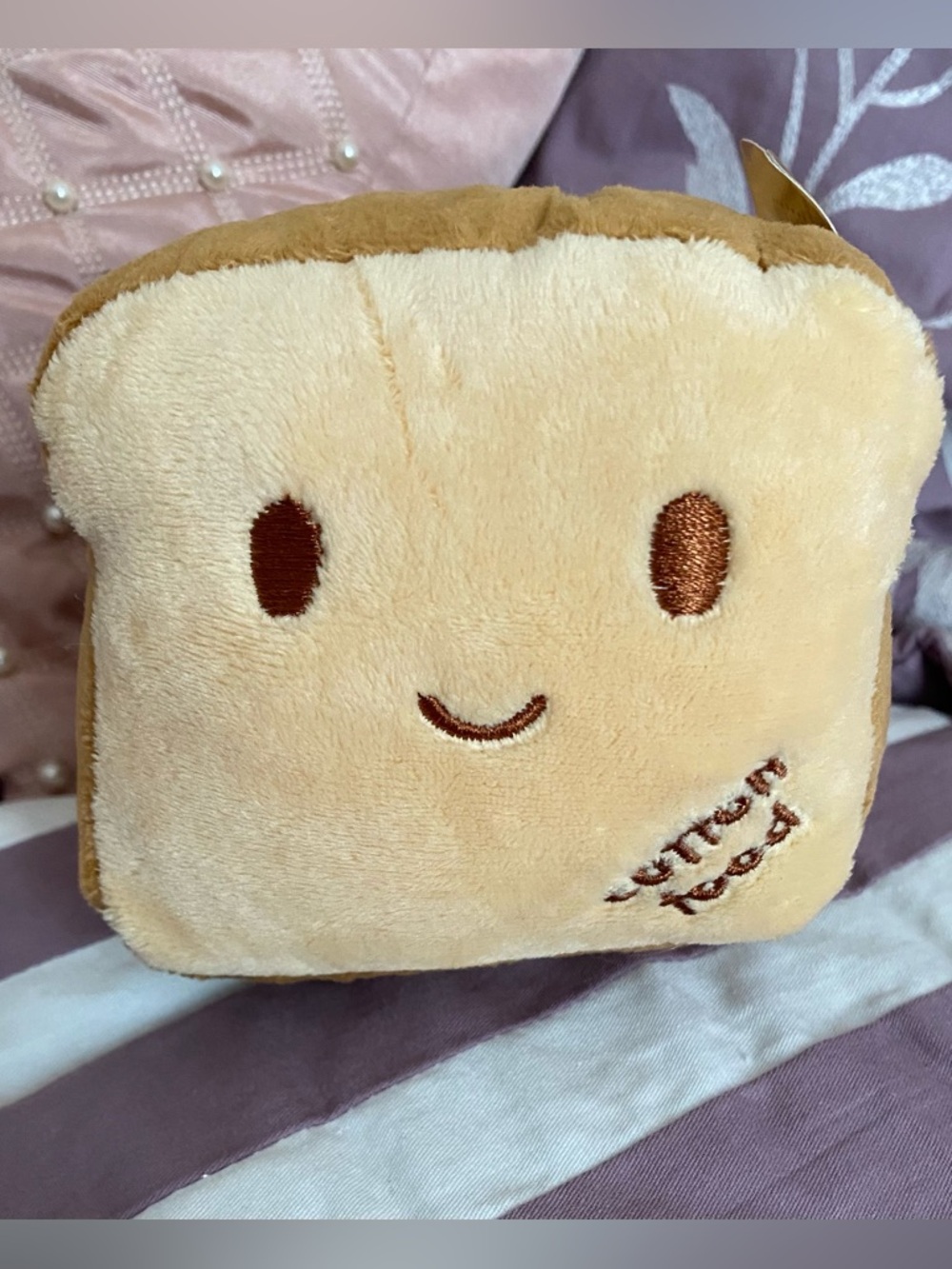 Plush Avocados and Cotton Food Bread Plushies - Picture 10 of 11